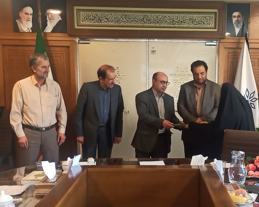 تقدیر از سمن‌های برتر حوزه سلامت؛ ۱۰۹ تشکل در حوزه سلامت استان فعال‌اند 